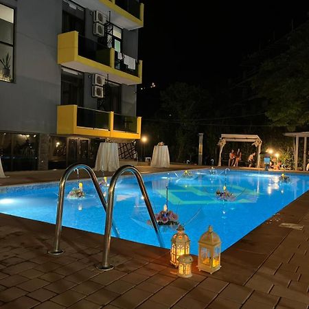 Casa Del Mar Hotel Kvariati Ngoại thất bức ảnh