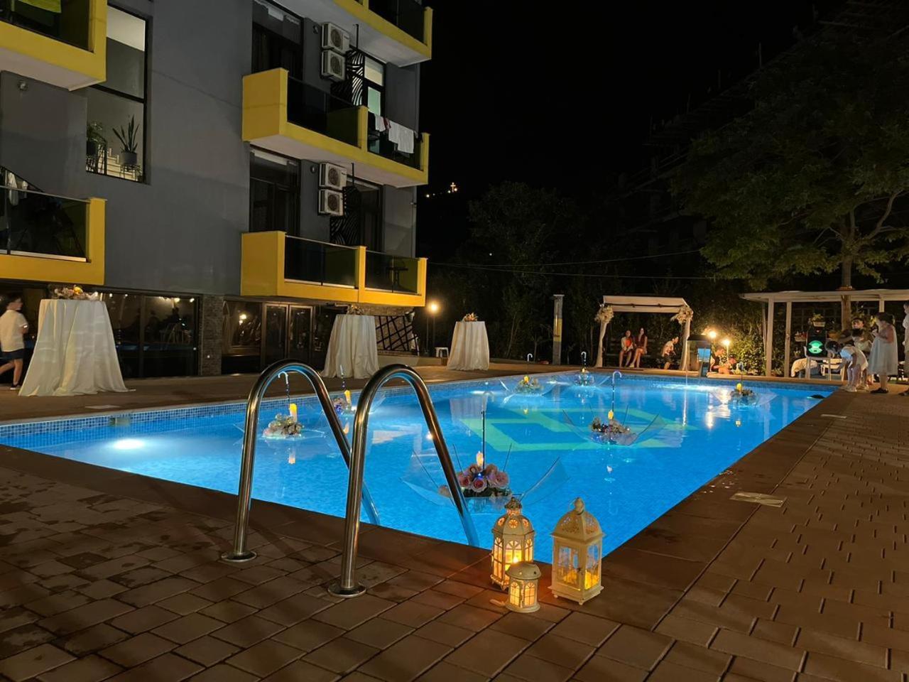 Casa Del Mar Hotel Kvariati Ngoại thất bức ảnh