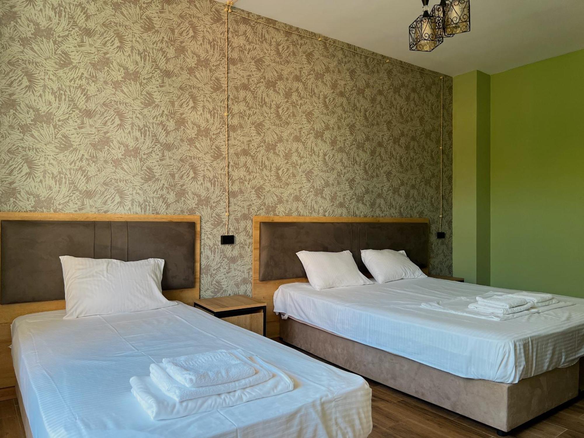 Casa Del Mar Hotel Kvariati Ngoại thất bức ảnh