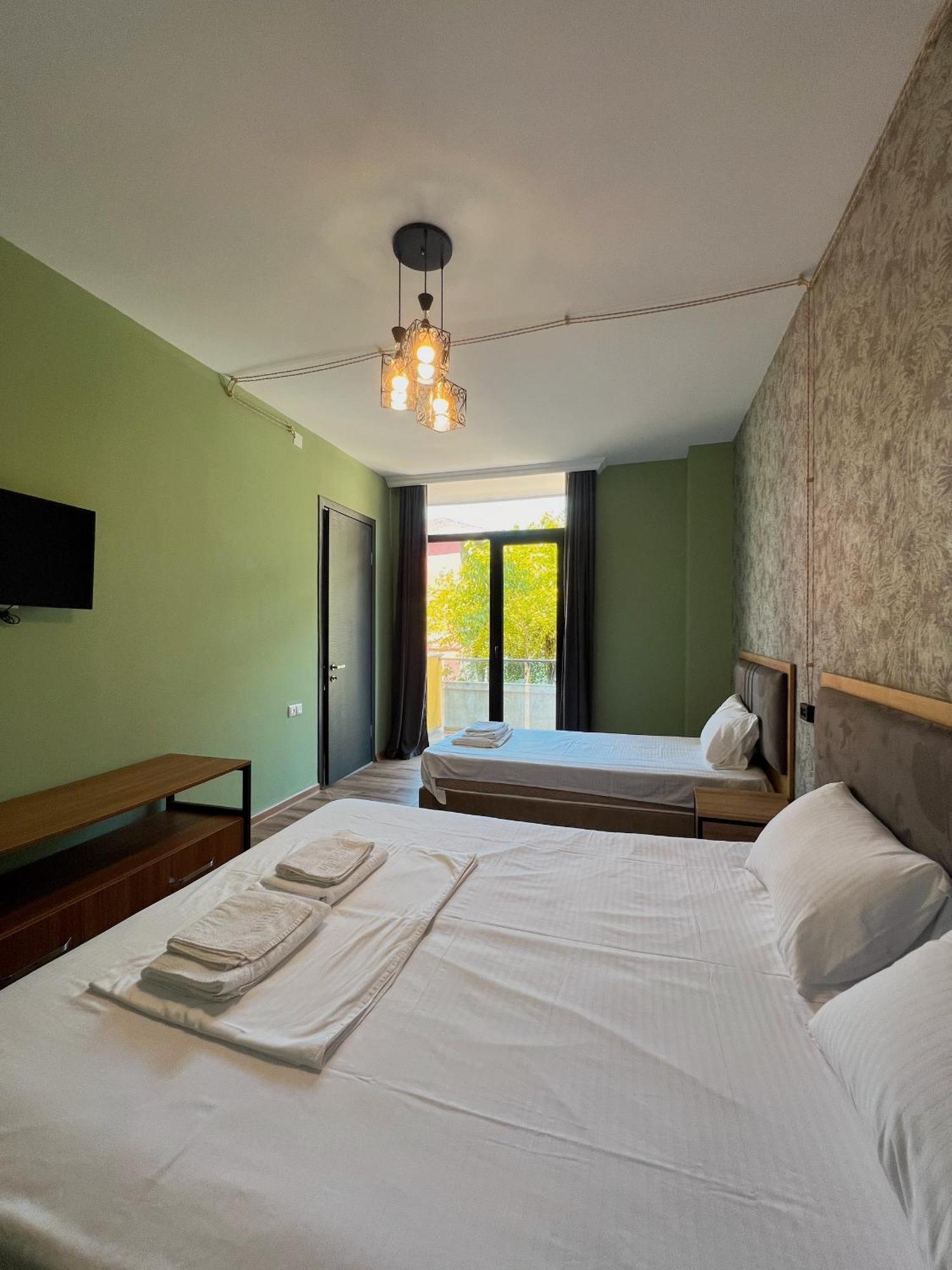 Casa Del Mar Hotel Kvariati Ngoại thất bức ảnh