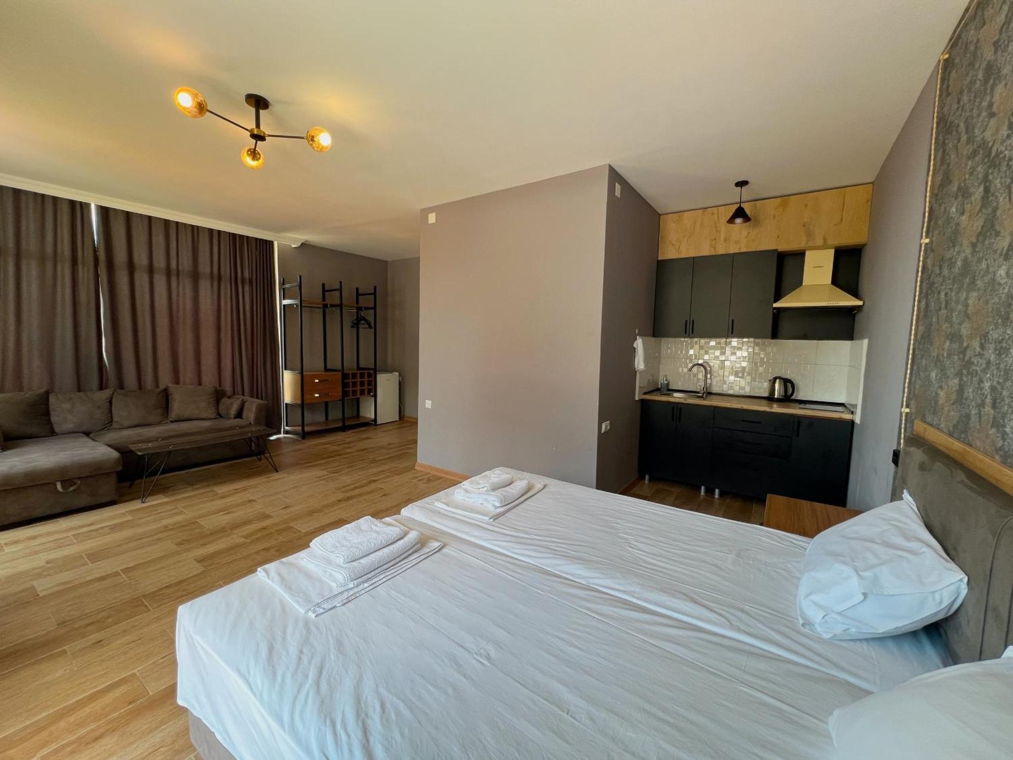Casa Del Mar Hotel Kvariati Ngoại thất bức ảnh