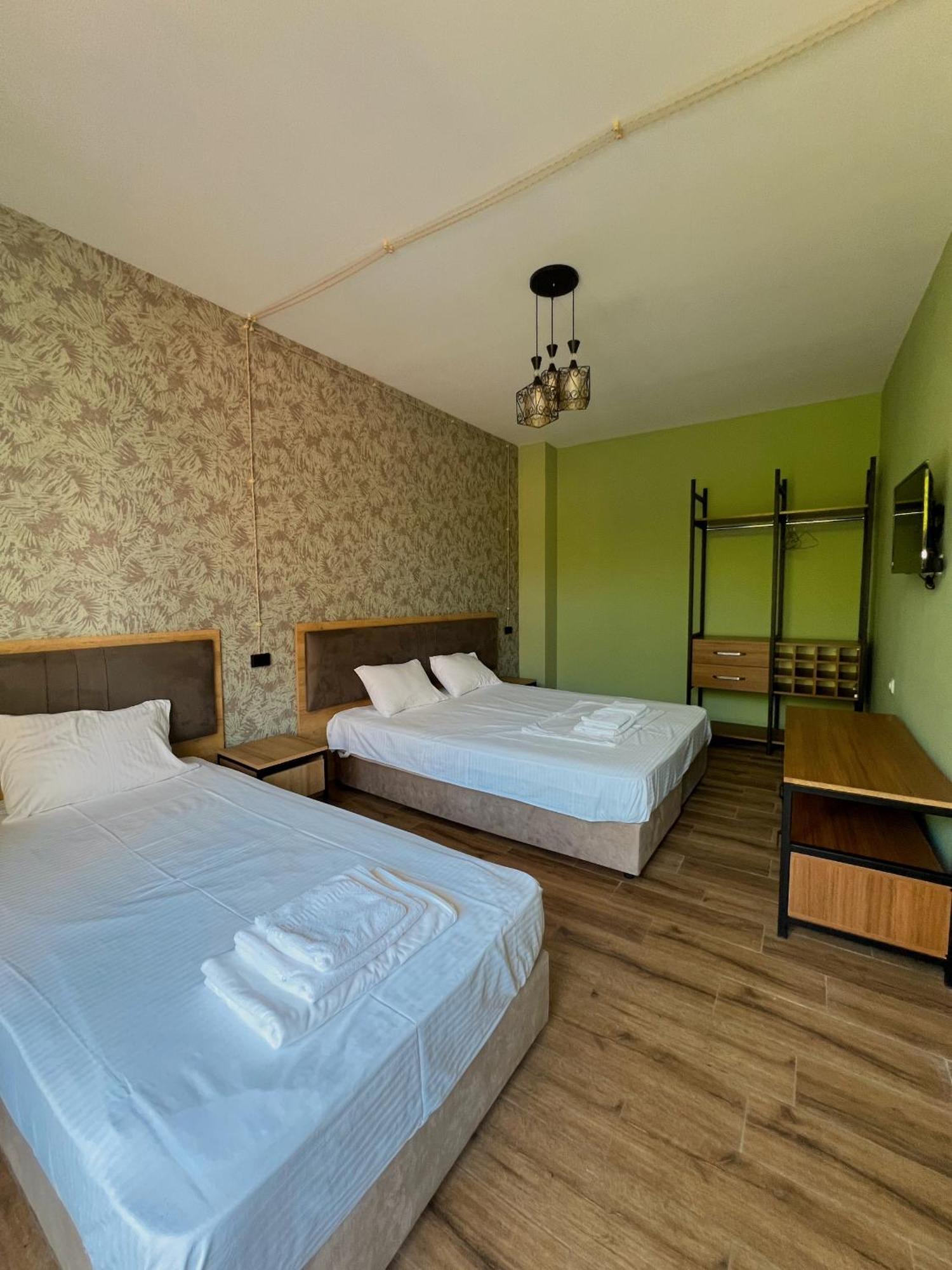 Casa Del Mar Hotel Kvariati Ngoại thất bức ảnh