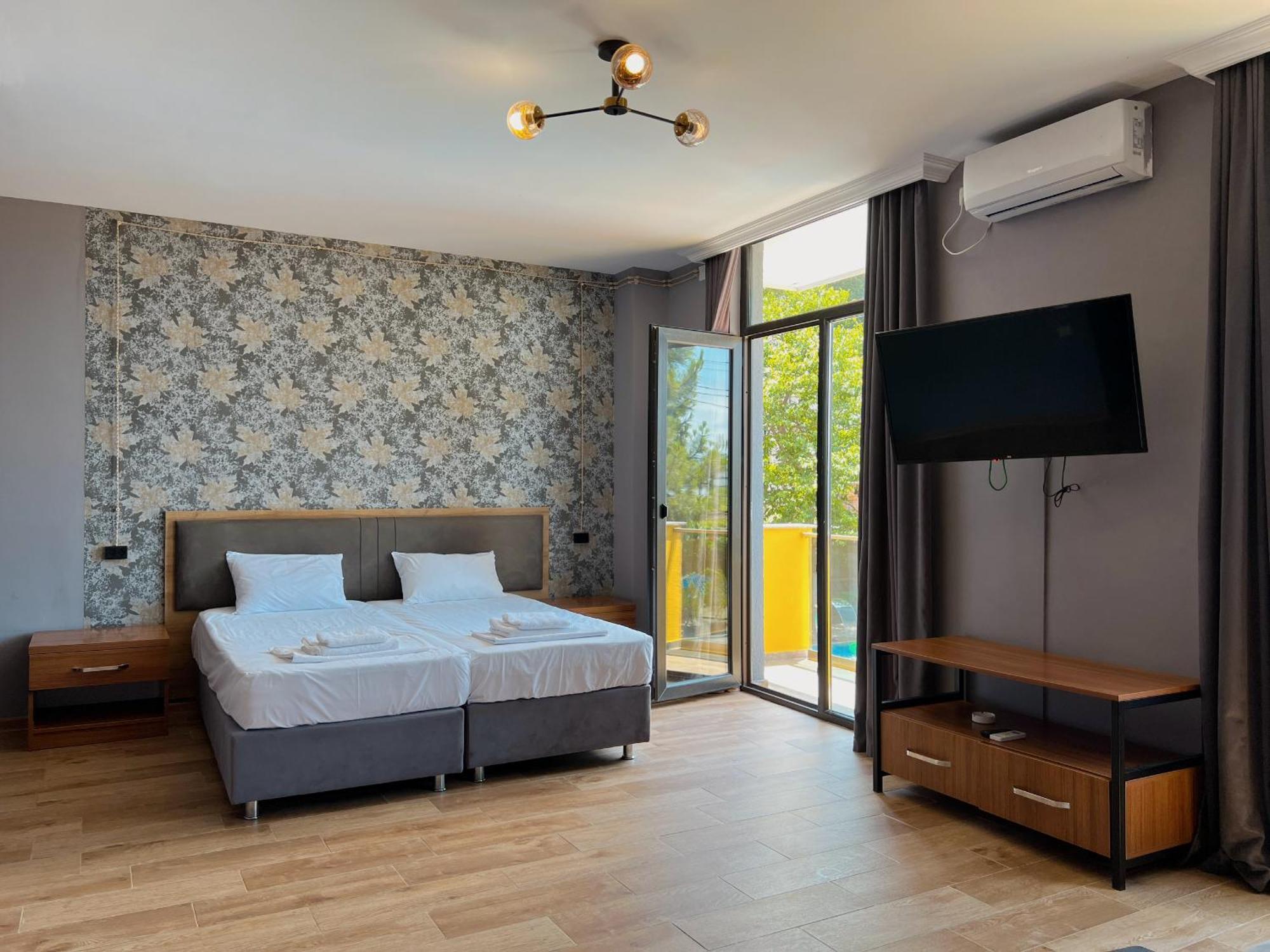 Casa Del Mar Hotel Kvariati Ngoại thất bức ảnh